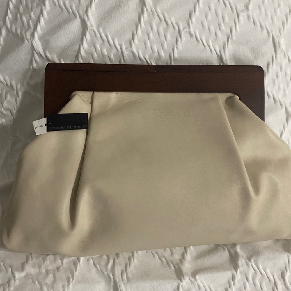 Banana republic clutch bag